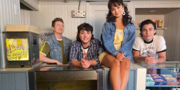 ‘The 4:30 Movie’: A Scrappy Ode to Theater Hopping