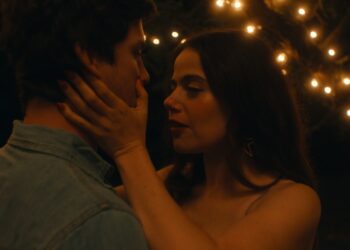 logan lerman and molly gordon in oh, hi!
