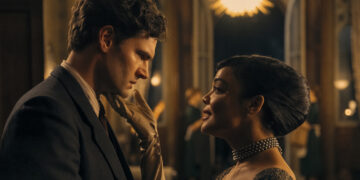 Tom Bateman (George Tessman) and Tessa Thompson (Hedda Gabler) in HEDDA.