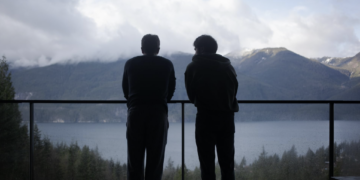 Shorts: ‘Palindrome’ Tempts a Reunion with Lingering Doubts