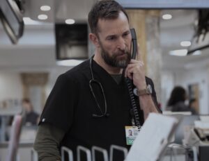 dr. robby answers the phone on the pitt