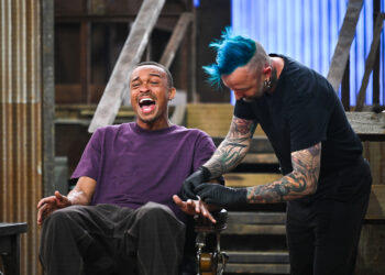 FEAR FACTOR: HOUSE OF FEAR: Contestant Dida in the FEAR FACTOR: HOUSE OF FEAR "Pain Auction"