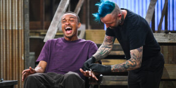 FEAR FACTOR: HOUSE OF FEAR: Contestant Dida in the FEAR FACTOR: HOUSE OF FEAR "Pain Auction"