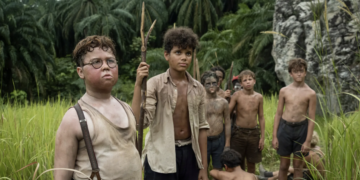 ‘Lord’… Time ‘Flies’ When You’re Getting Bullied on an Island [VIDEO]