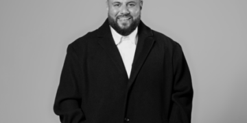 Mo Amer Tapped to Hose the 86th Annual Peabody Awards