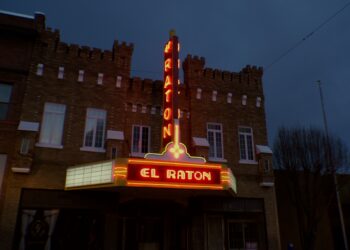 The El Raton theater from the documentary The Last Picture Shows from director Rustin Thompson