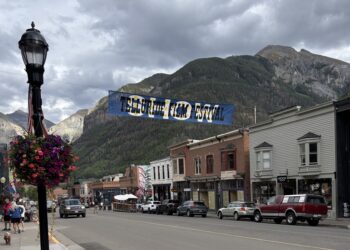 telluride film festival sign in town